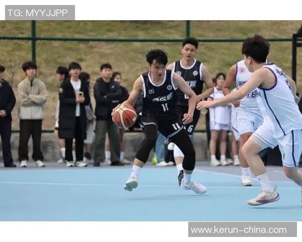 临武明星篮球盛会点燃激情青春热血在赛场上绽放光彩